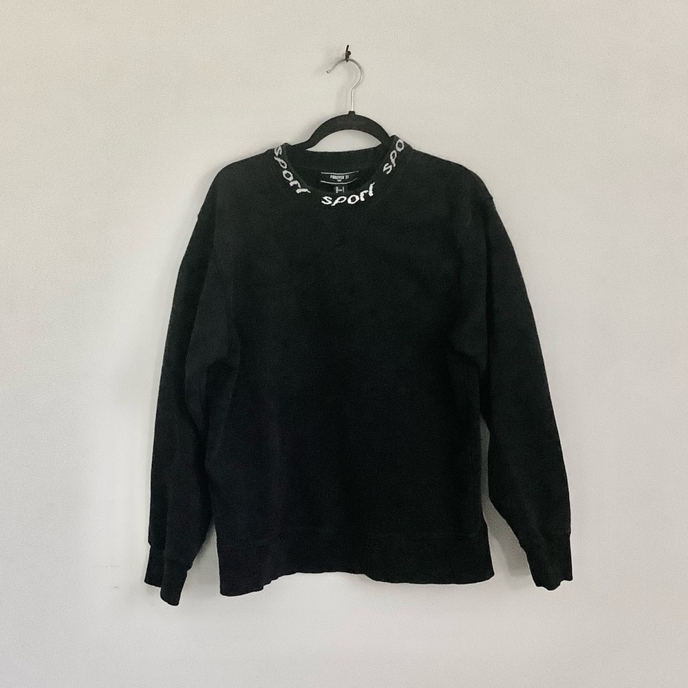 “Sport” forever 21 Black crewneck sweatshirt